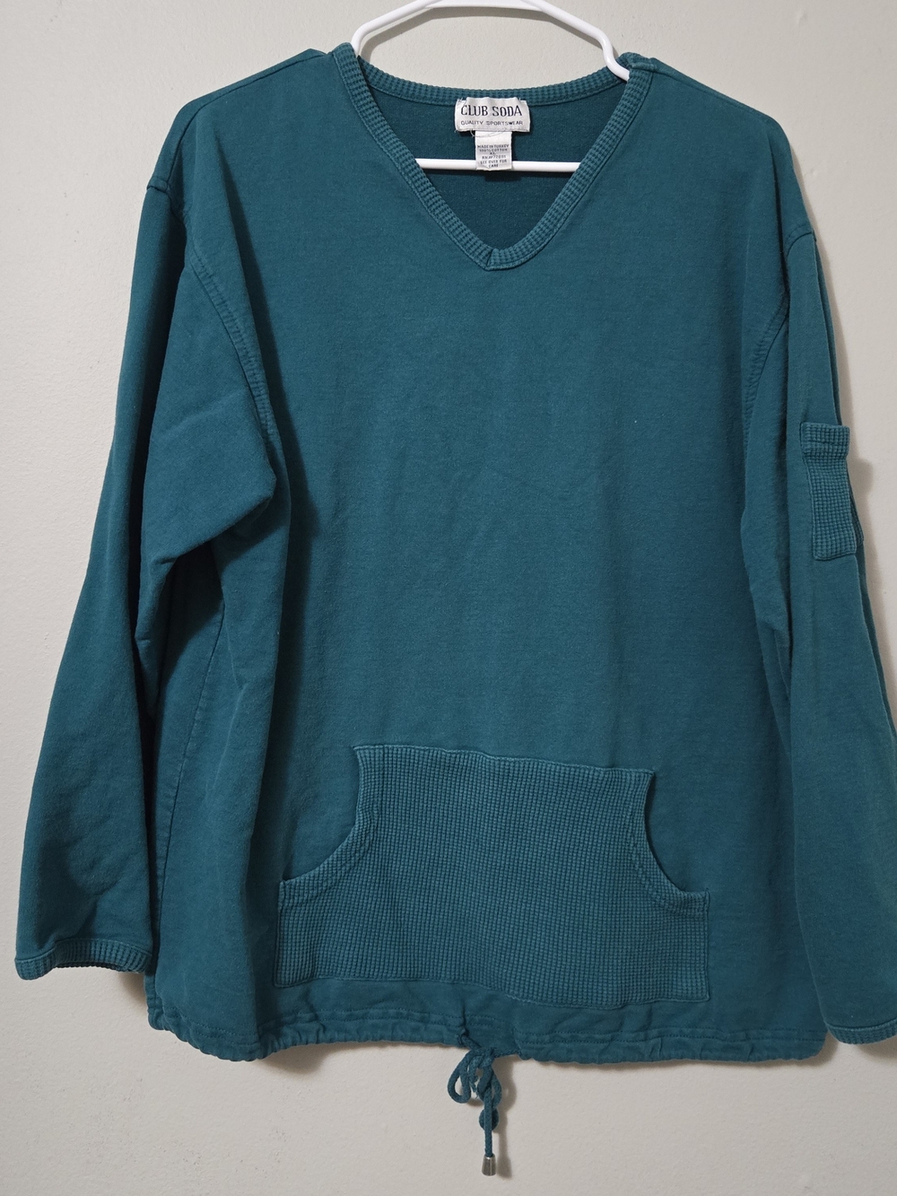 VINTAGE Women's Teal V-Neck Long Sleeve Pullover